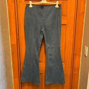 Stretch Denim Flared Jeans